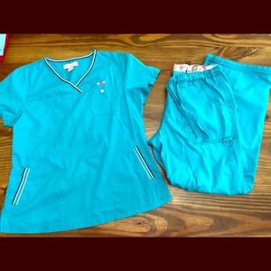 Koi Scrubs